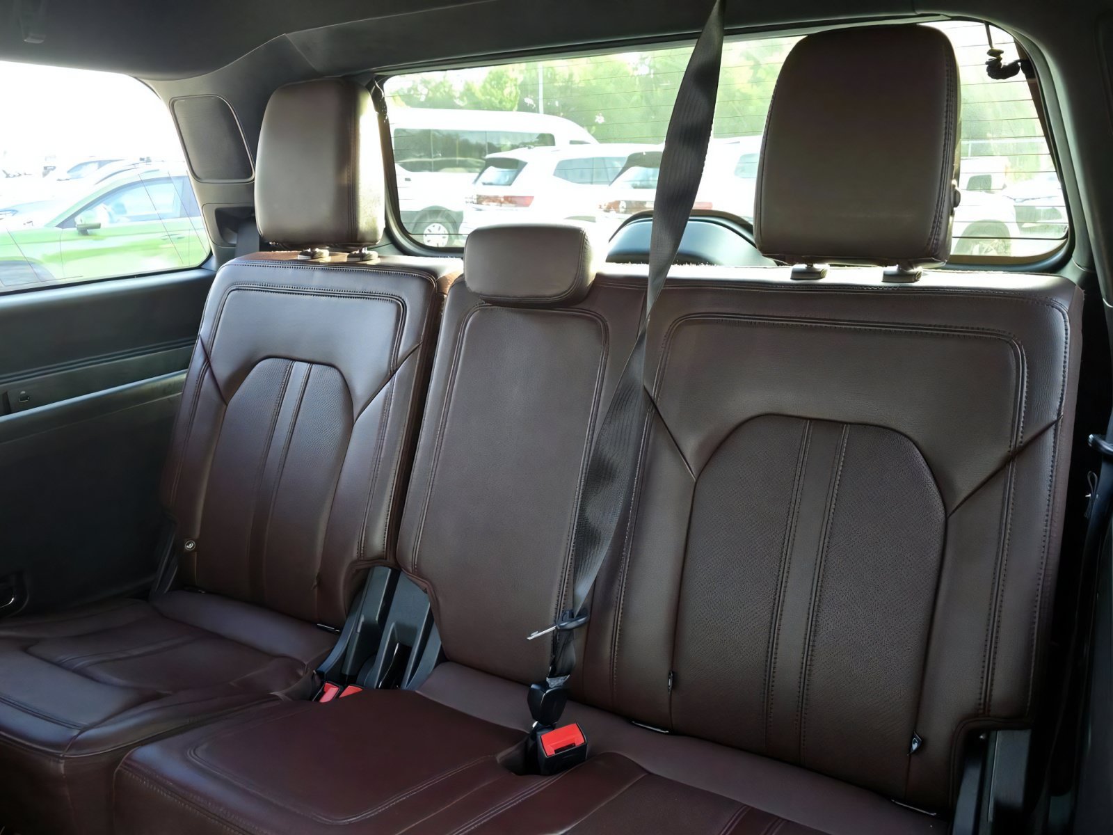 Used 2023 Ford Expedition Limited RWD image 16