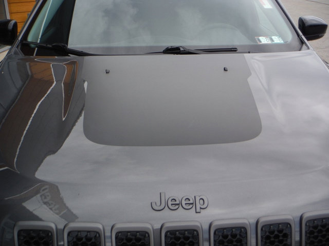 Used 2022 Jeep Cherokee Trailhawk w/ Comfort/Convenience Group AWD/4WD image 9