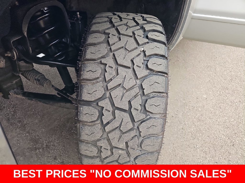 Used 2018 Chevrolet Silverado 1500 LT w/ LT Eassist Package RWD image 33