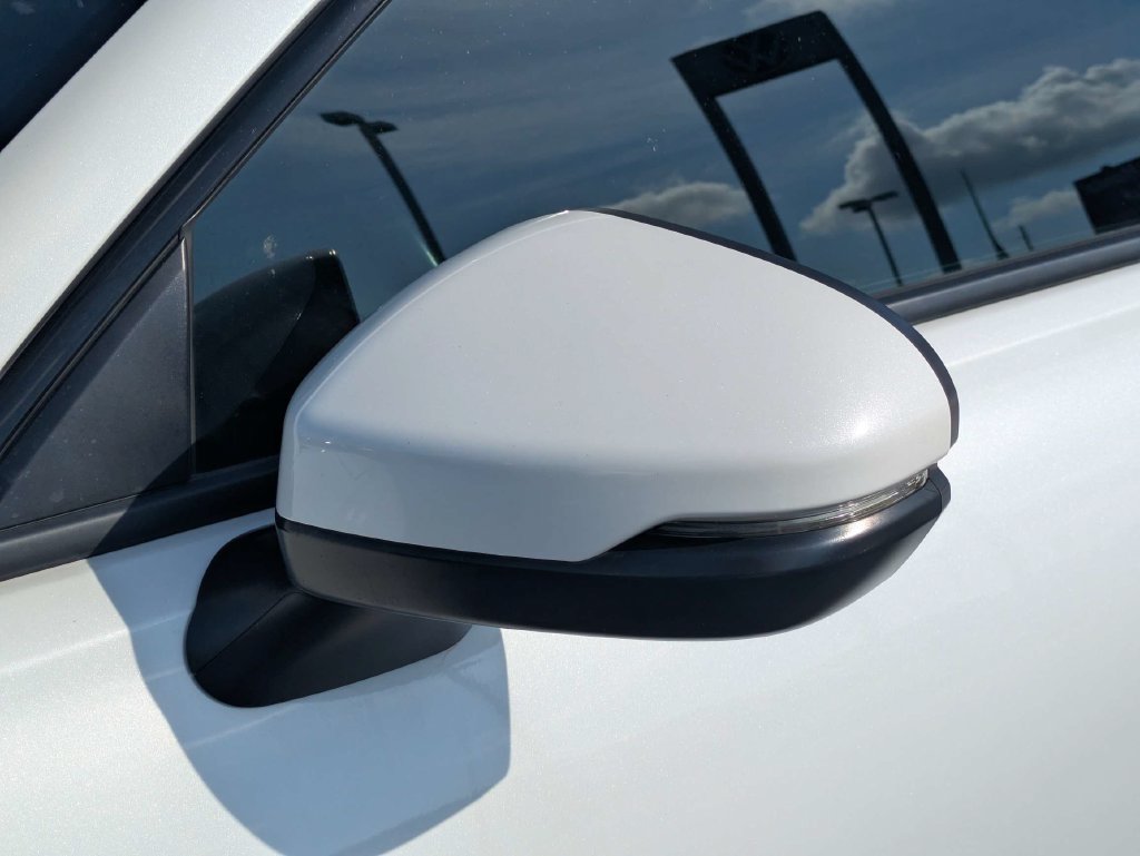 Used 2023 Honda HR-V EX-L image 13