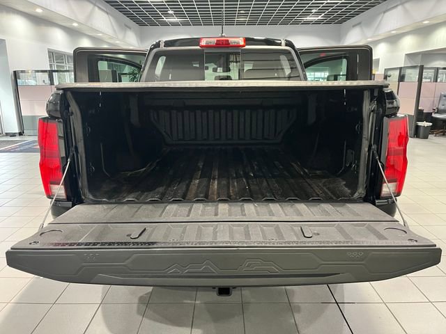 Used 2023 Chevrolet Colorado Z71 w/ Z71 Convenience Package 2 image 10