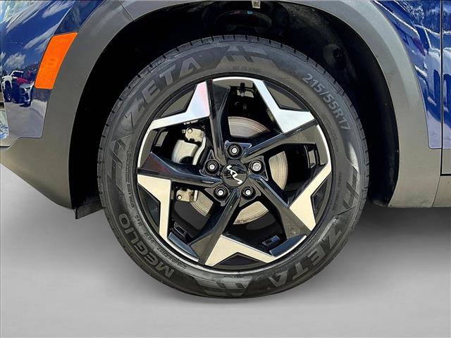 Used 2025 Kia Seltos EX w/ EX Sunroof Package FWD image 10