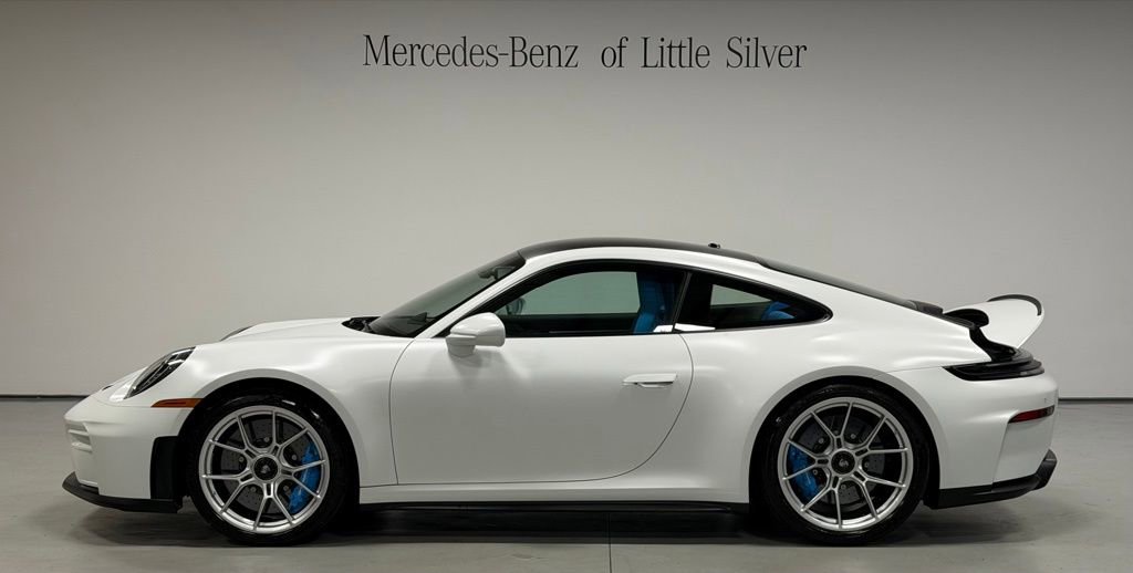 Used 2026 Porsche 911 GT3 RWD image 2