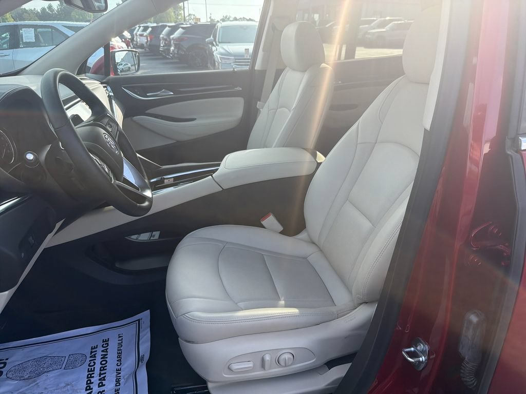 Used 2023 Buick Enclave Essence w/ Experience Buick Package AWD/4WD image 3