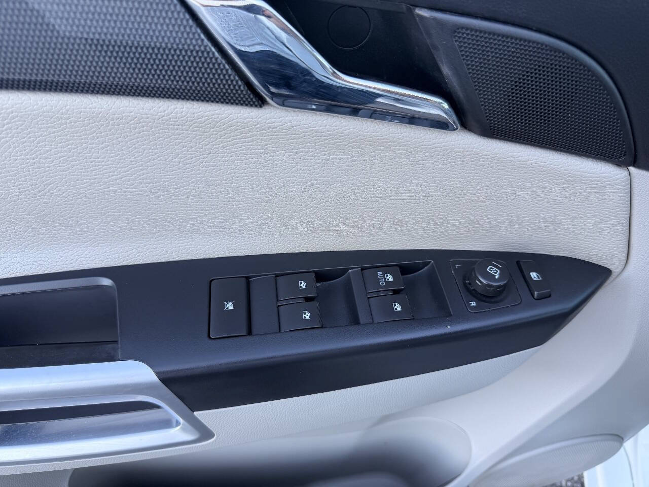 Used 2009 Saturn Vue XR w/ Premium Trim Package FWD image 37