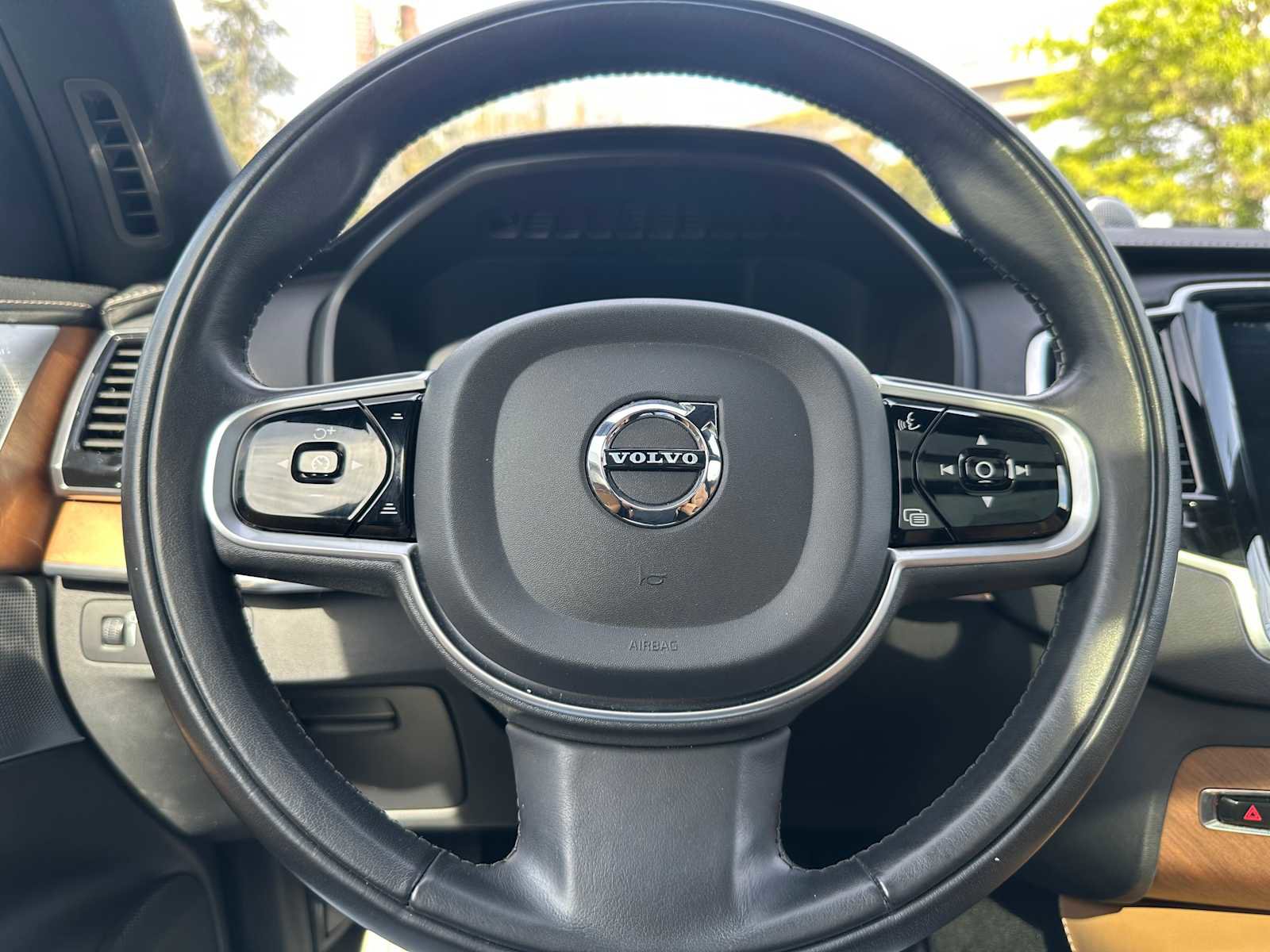 Used 2019 Volvo XC90 T6 Inscription w/ Luxury Package AWD/4WD image 24