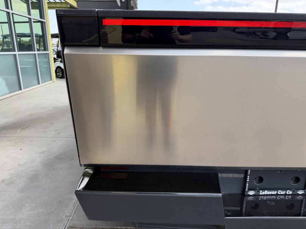 Used 2025 Tesla Cybertruck AWD Crew Cab image 14
