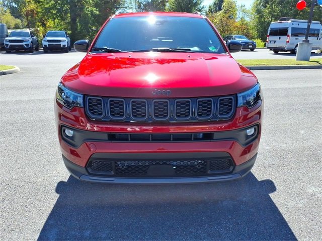New 2026 Jeep Compass Latitude image 9