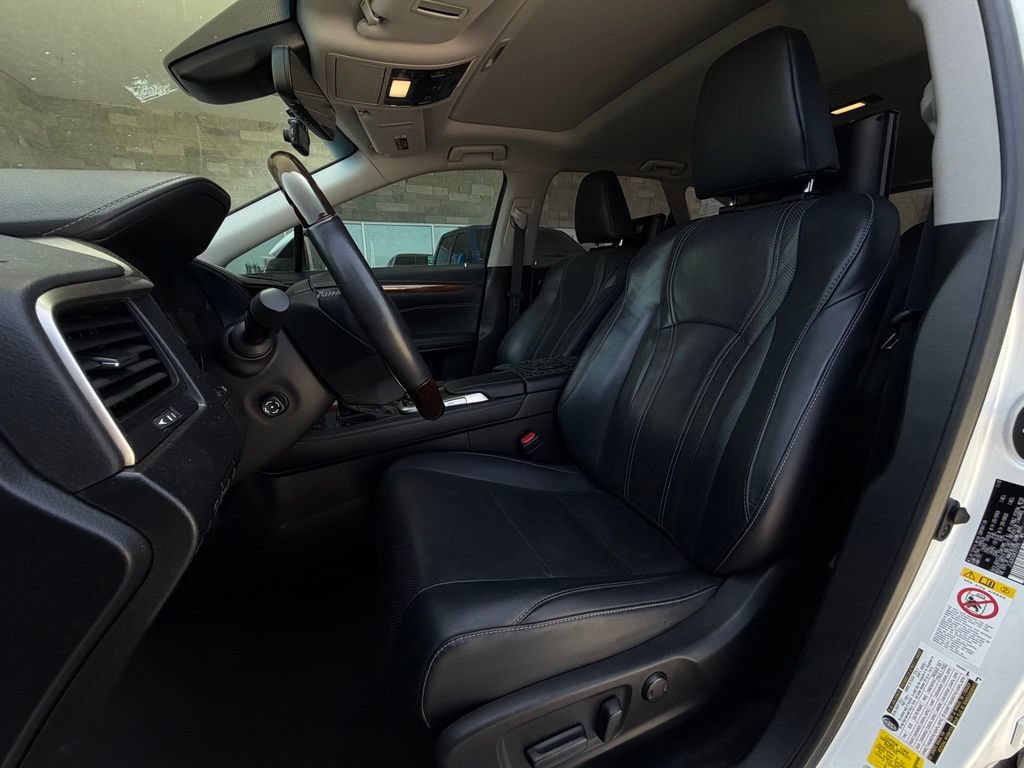 Used 2019 Lexus RX 350L FWD image 6