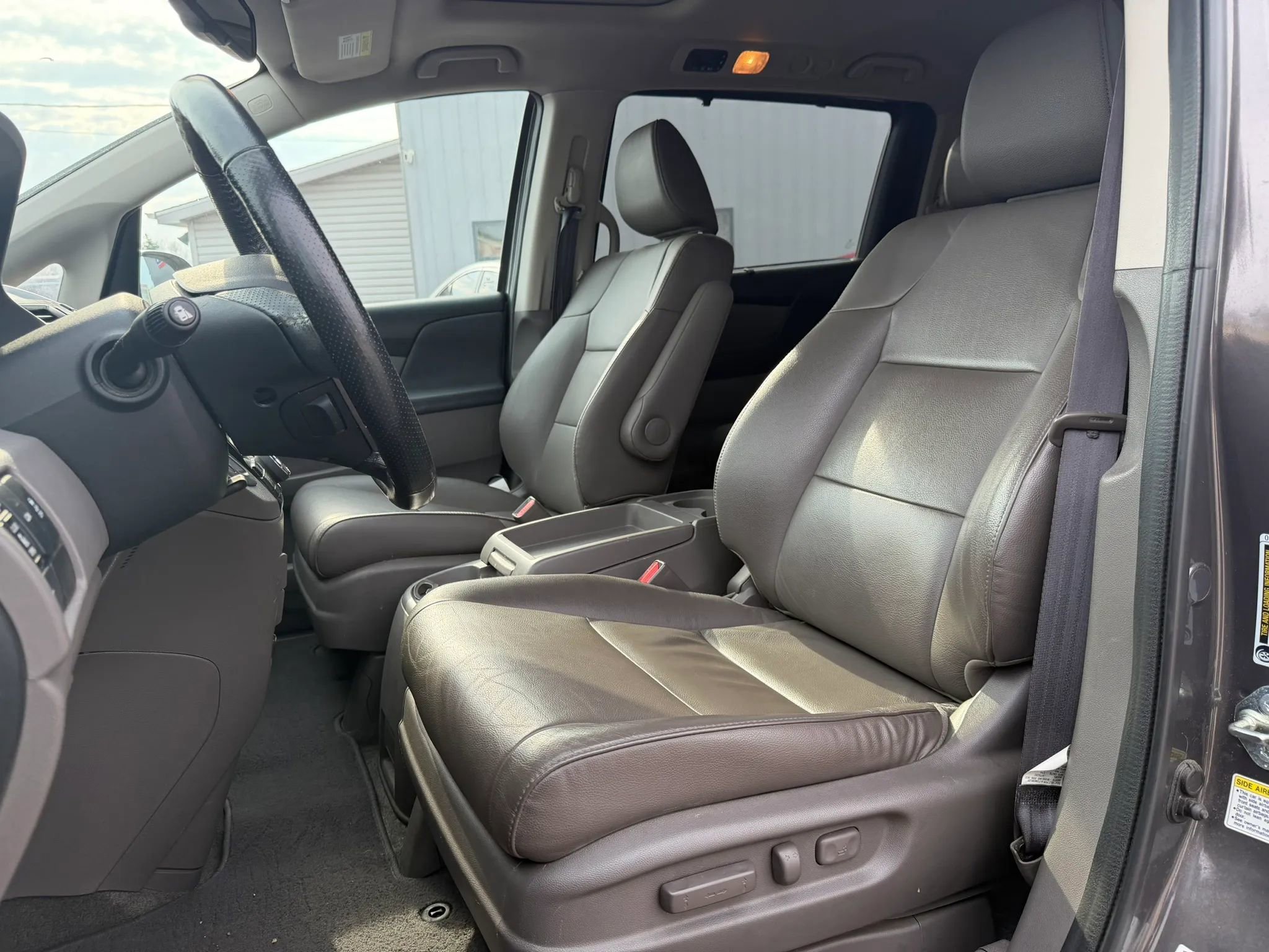 Used 2015 Honda Odyssey EX-L image 19