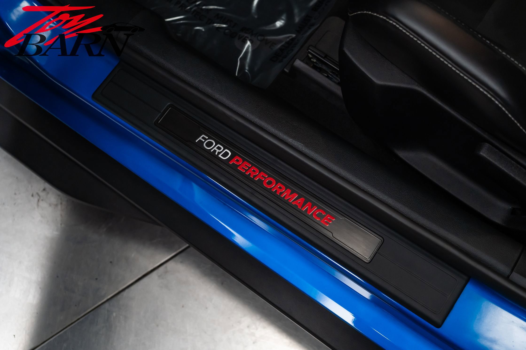 Used 2020 Ford Mustang Shelby GT500 w/ Carbon Fiber Track Pack image 24