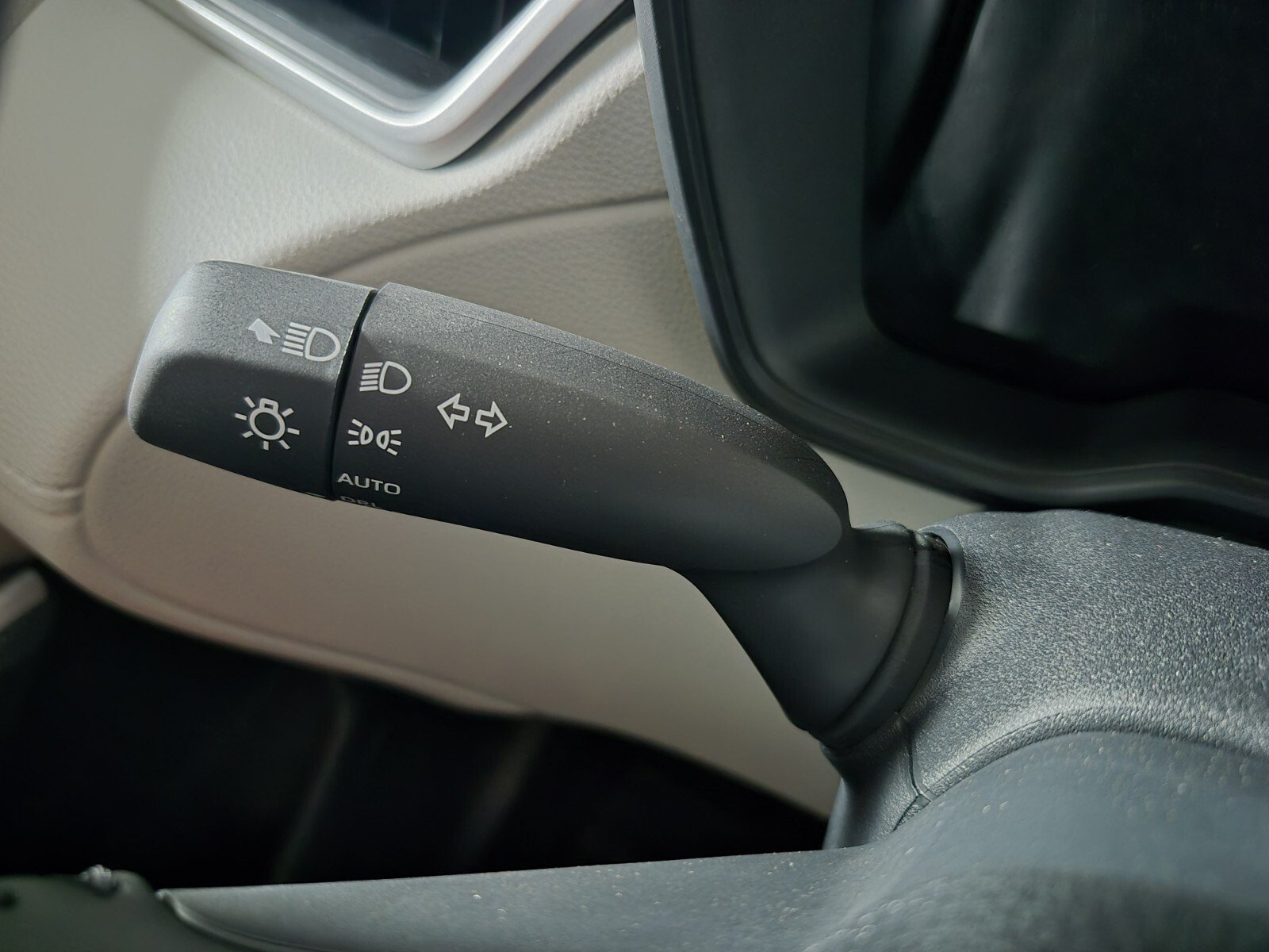 New 2026 Toyota Corolla Cross LE AWD/4WD image 20