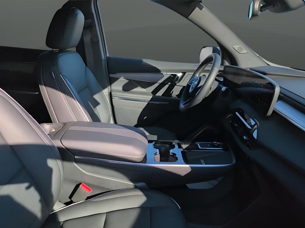 Used 2025 Buick Enclave Preferred image 31