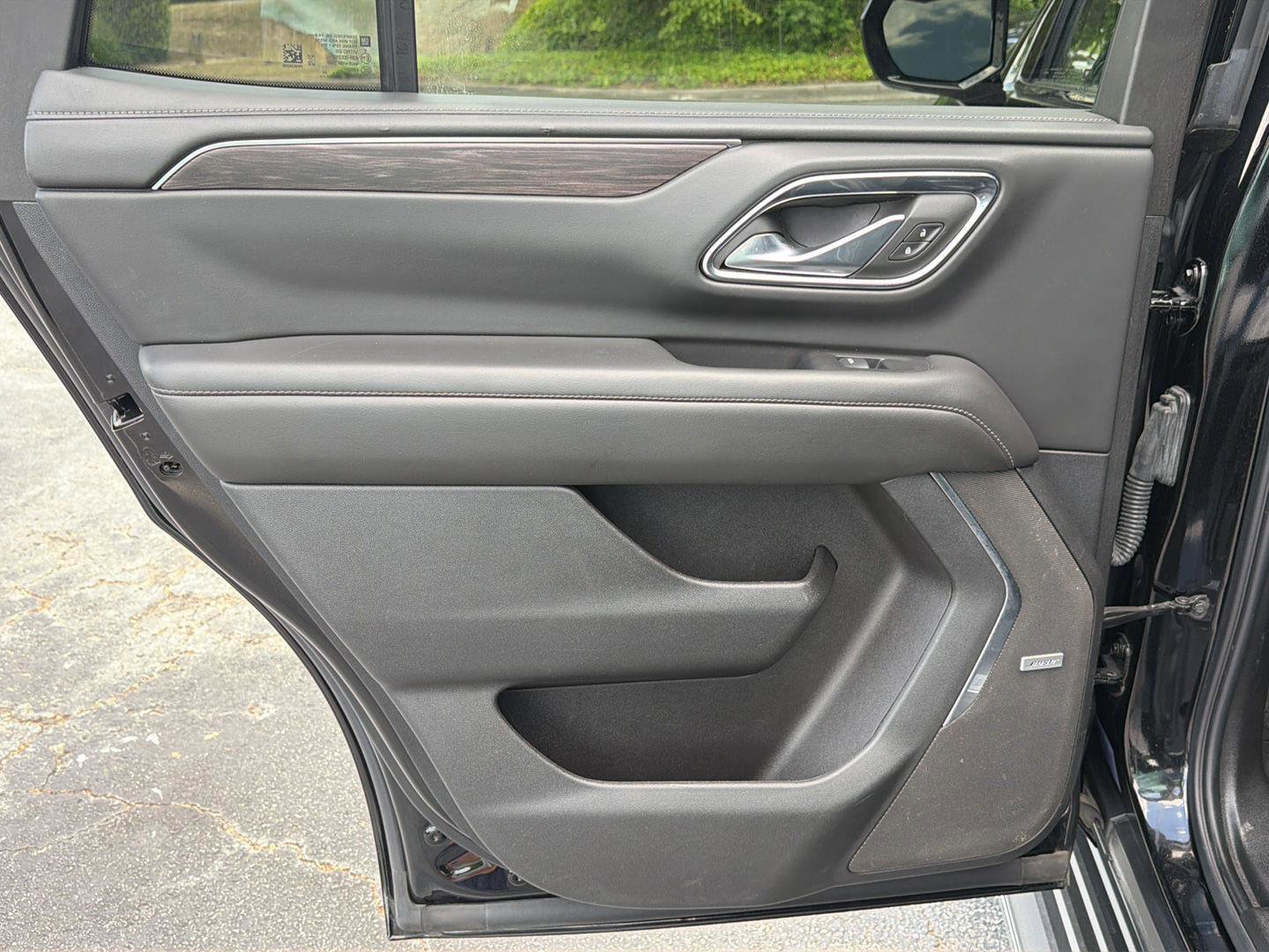 Used 2024 Chevrolet Tahoe LT RWD image 18