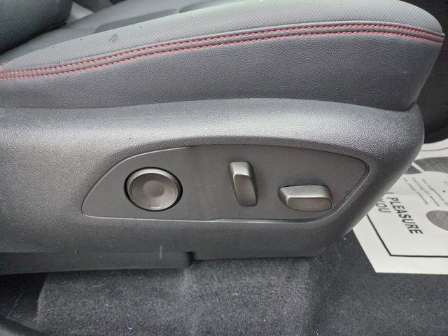 Used 2024 Chevrolet Traverse RS w/ LPO, Floor Liner Package AWD/4WD image 39