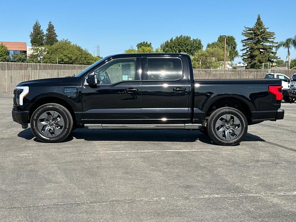 Certified 2025 Ford F150 Lightning Flash AWD/4WD image 6