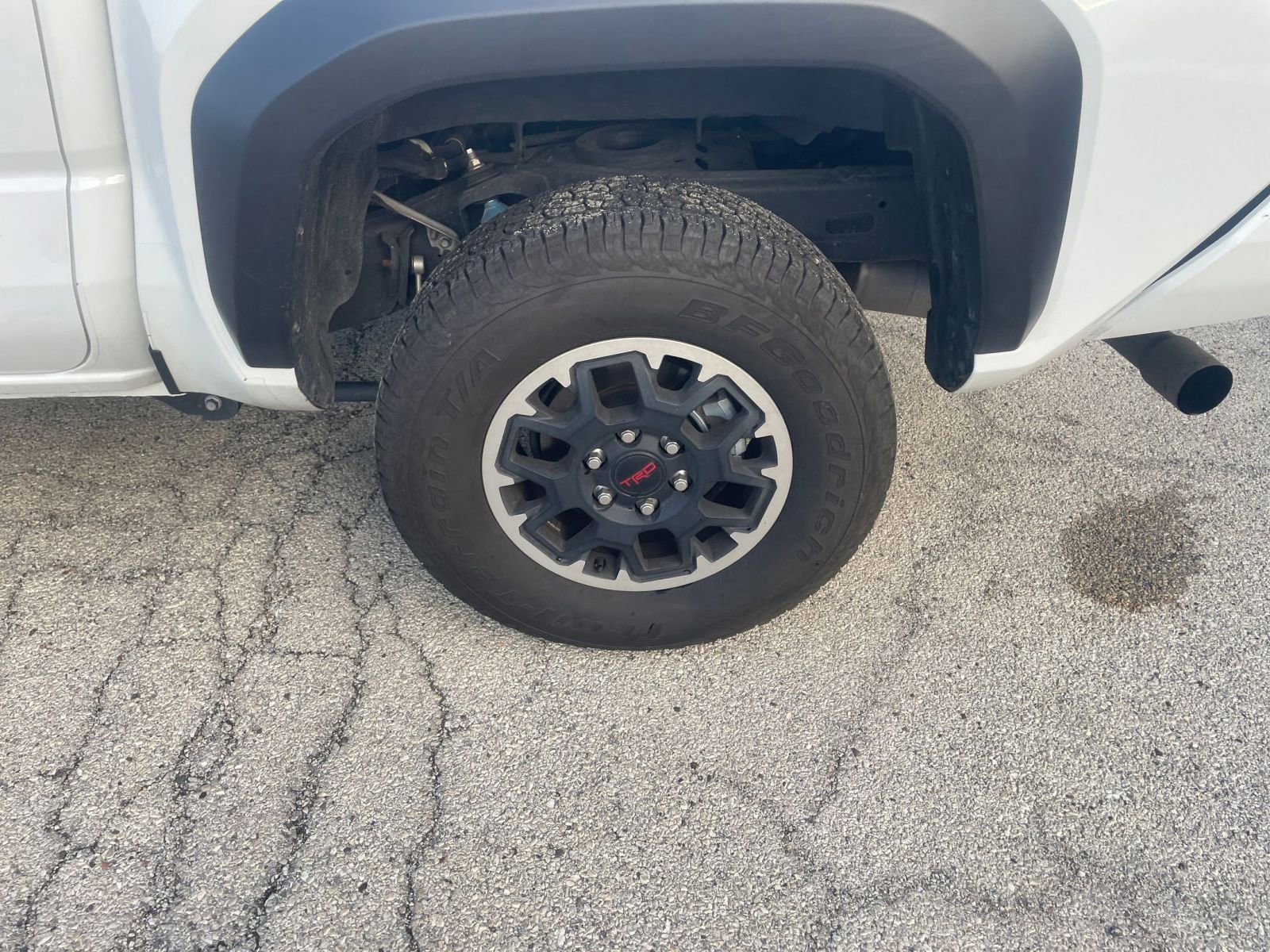 Used 2025 Toyota Tacoma TRD Off-Road image 30