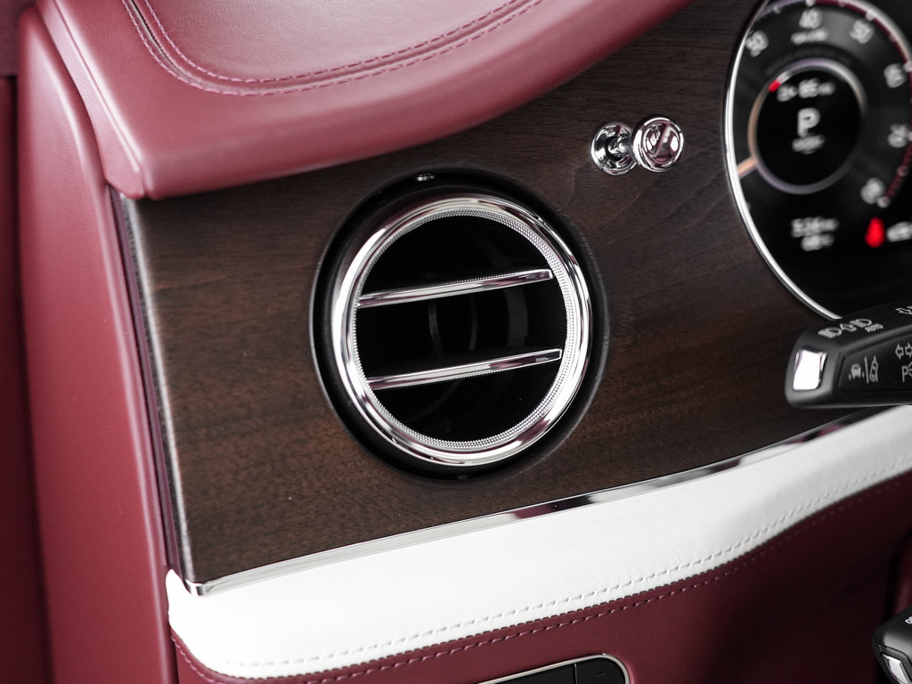 New 2027 Bentley Bentayga AWD/4WD image 21