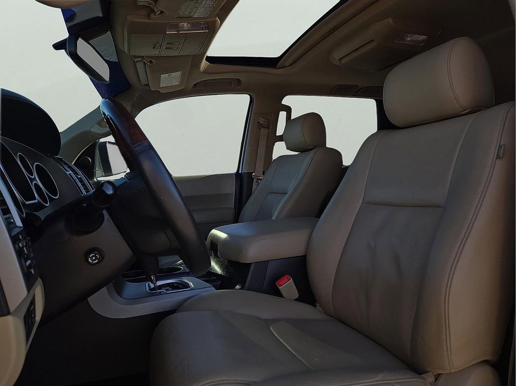 Used 2017 Toyota Sequoia Platinum image 15