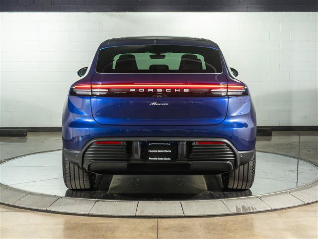 Used 2026 Porsche Macan Electric RWD image 10