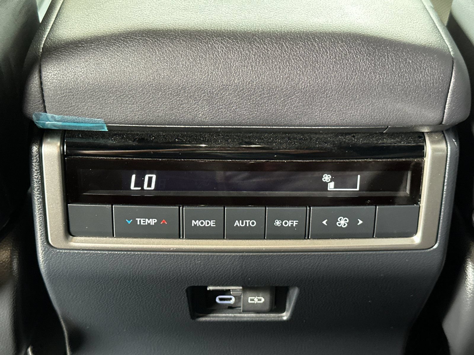 Used 2024 Lexus GX 550 w/ Cold Area Package AWD/4WD image 14