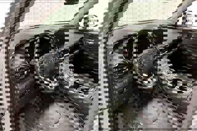 Used 2022 Hyundai Santa Fe Limited image 17