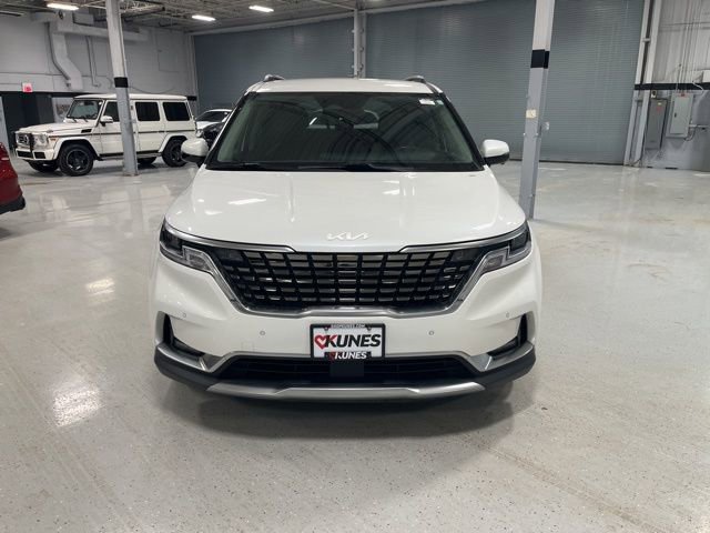 Used 2022 Kia Carnival SX image 2
