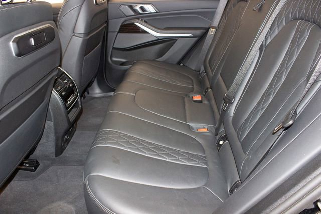 Used 2025 BMW X5 xDrive50e image 17
