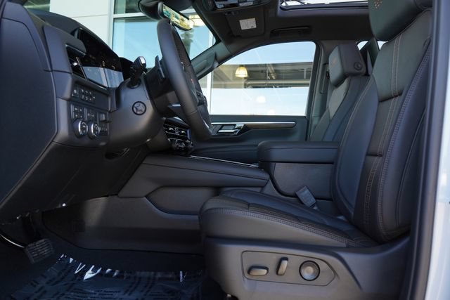 New 2026 Chevrolet Suburban High Country AWD/4WD image 26