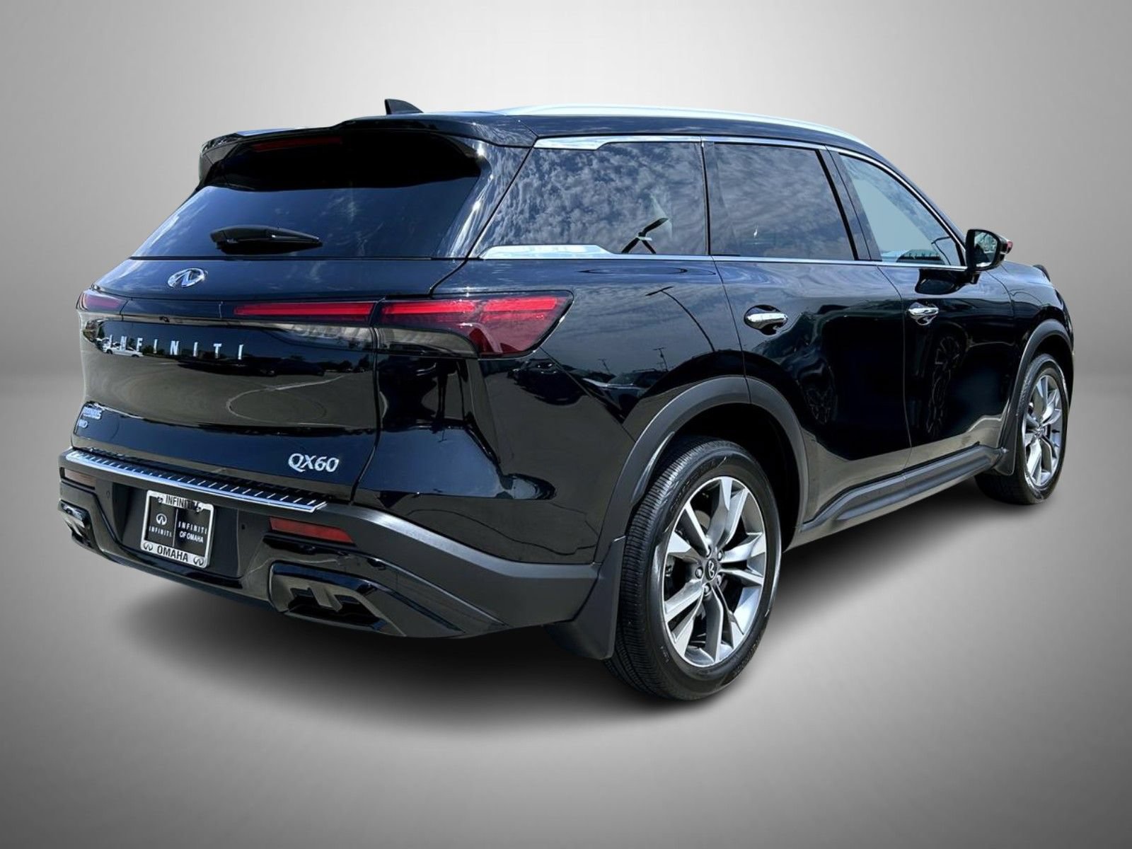 Certified 2023 INFINITI QX60 Luxe w/ Cargo Package AWD/4WD image 5