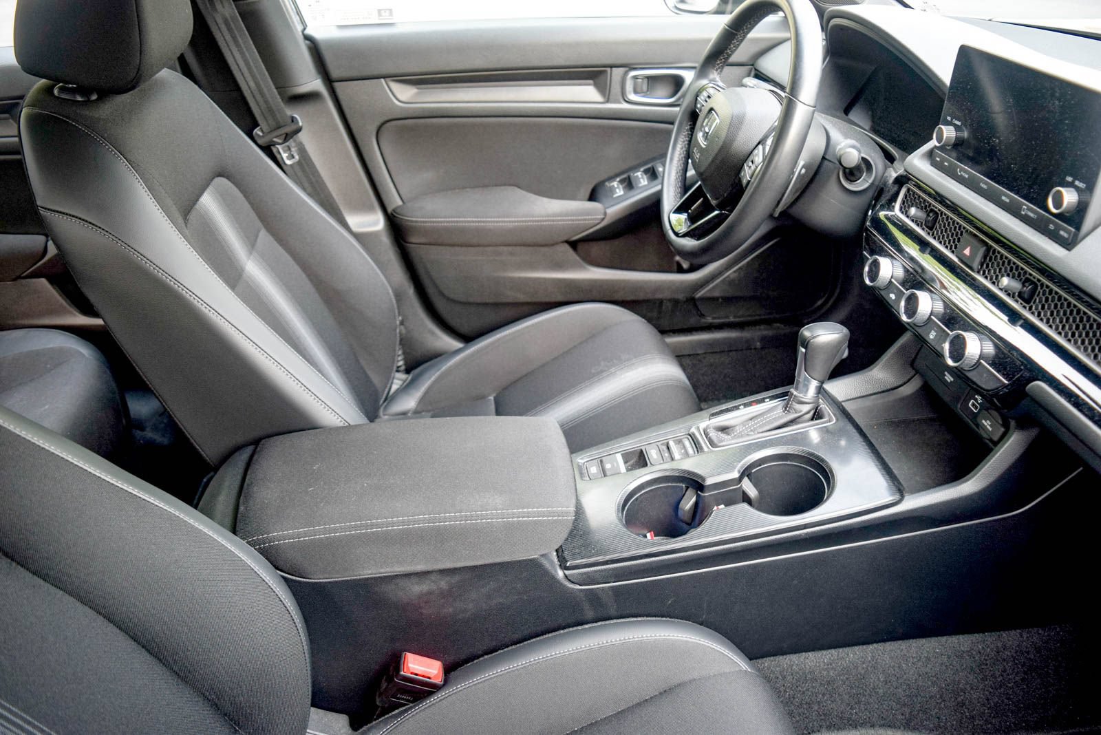 Used 2023 Honda Civic Sport image 19