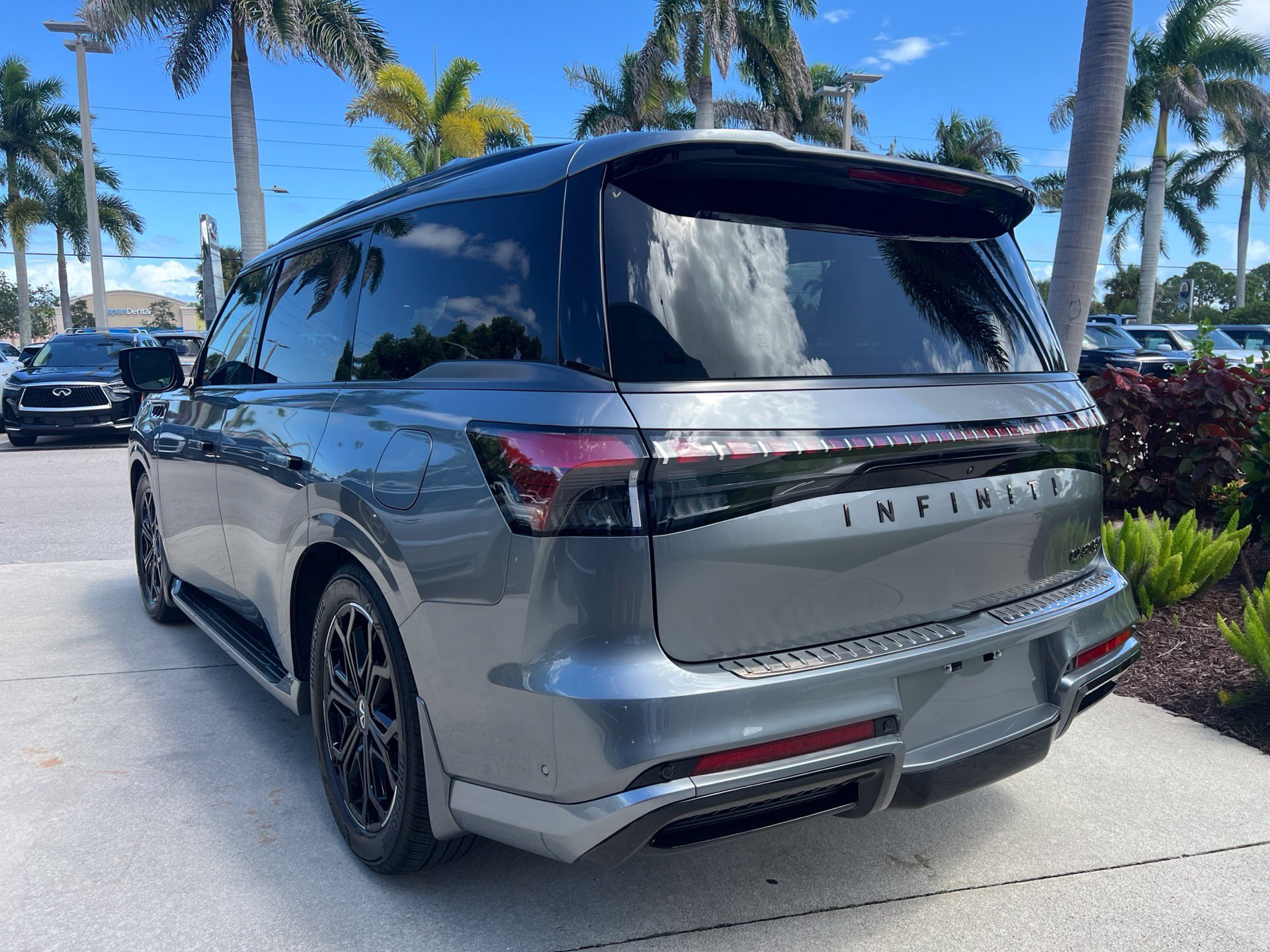 Certified 2026 INFINITI QX80 4WD w/ Sport Exterior Package image 7