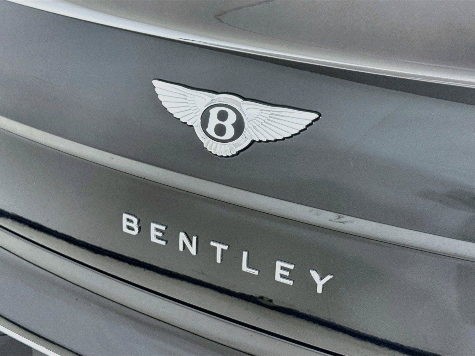 Used 2022 Bentley Flying Spur V8 AWD/4WD image 36