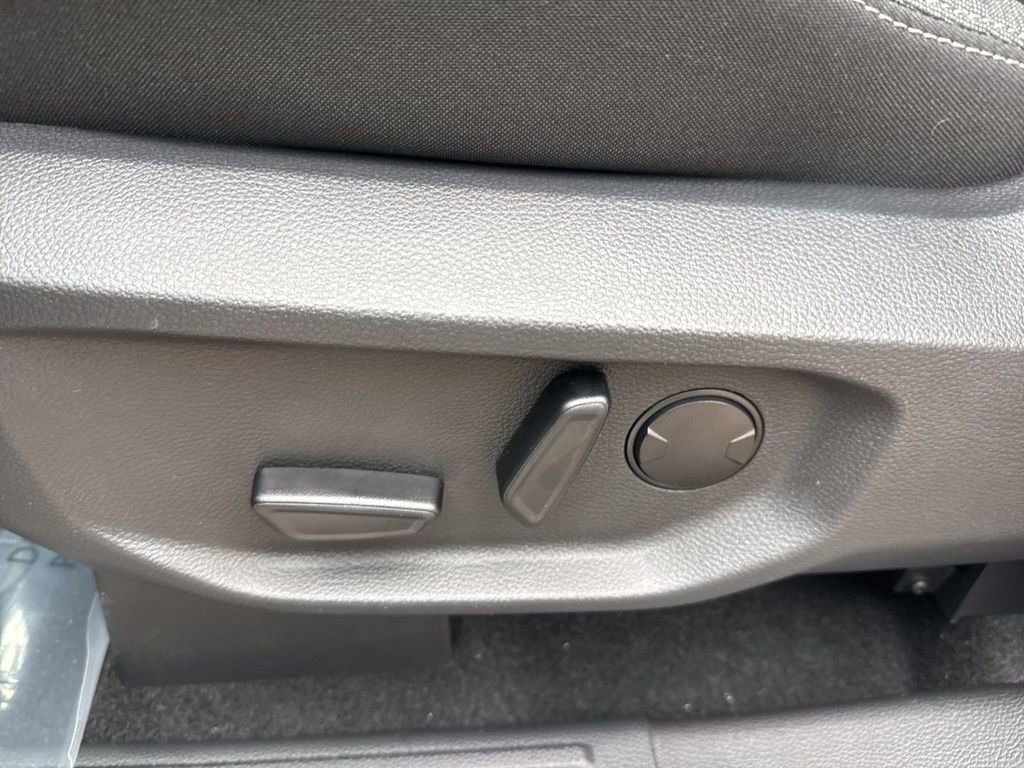 New 2025 Ford Ranger XLT w/ Equipment Group 301A High image 8