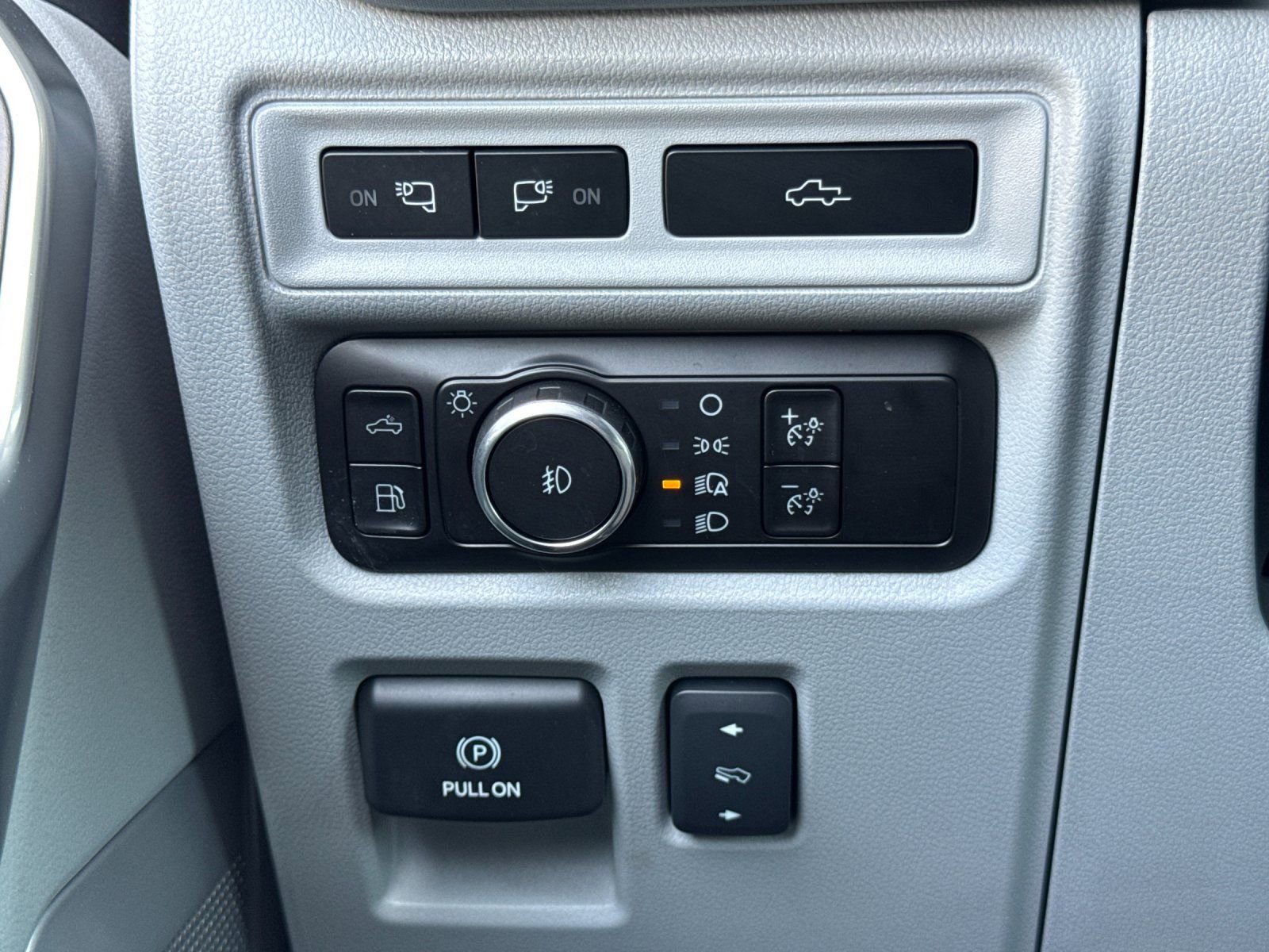 Used 2023 Ford F150 Limited AWD/4WD image 33