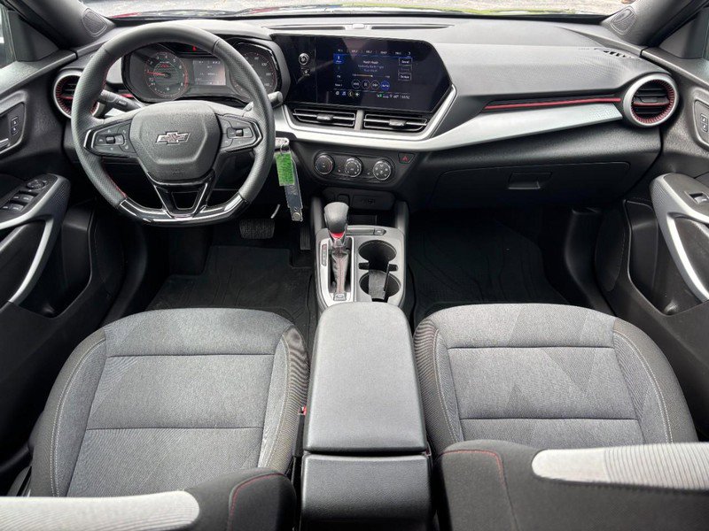 Used 2024 Chevrolet Trax RS w/ Driver Confidence Package FWD image 11
