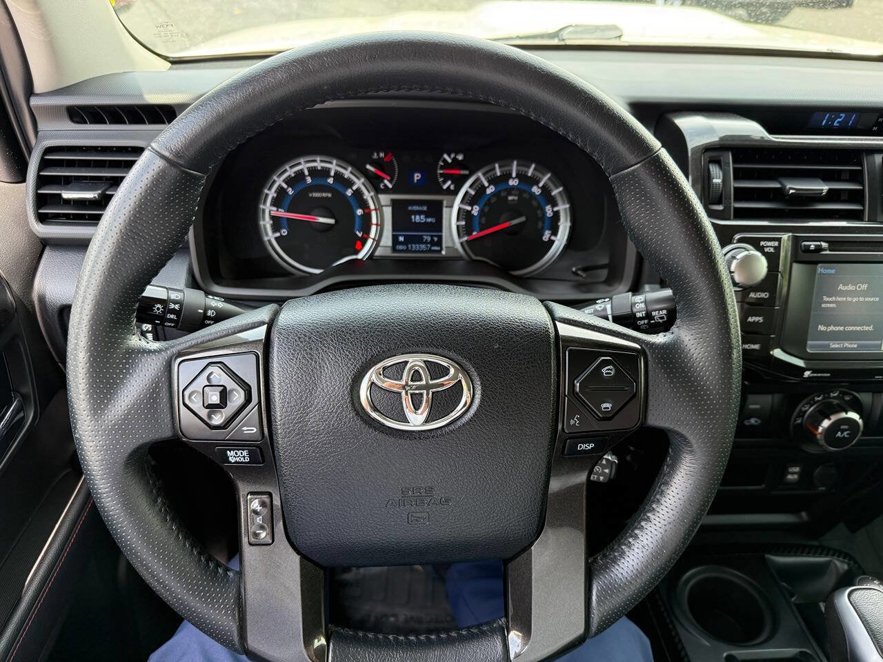 Used 2018 Toyota 4Runner TRD Off-Road Premium AWD/4WD image 13