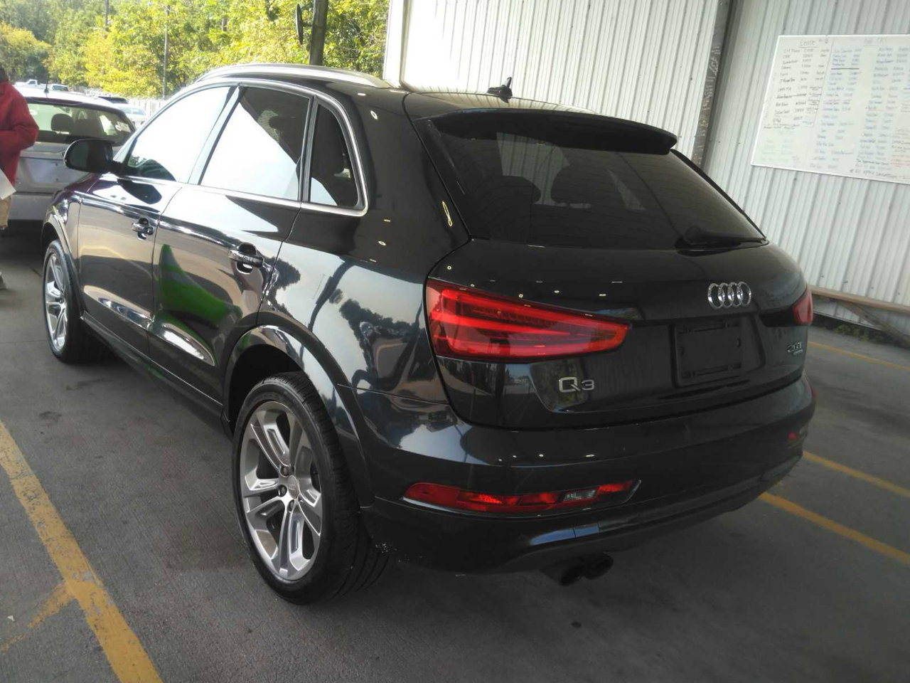 Used 2015 Audi Q3 2.0T Prestige w/ Prestige Package image 2