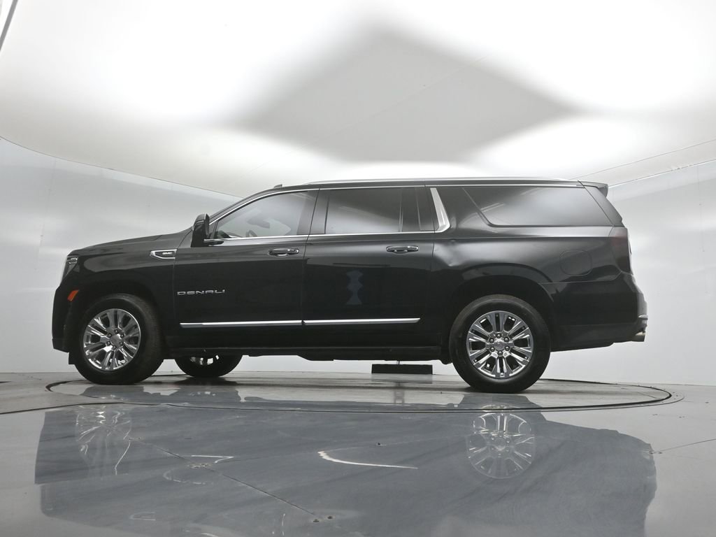 Used 2021 GMC Yukon XL Denali AWD/4WD image 52