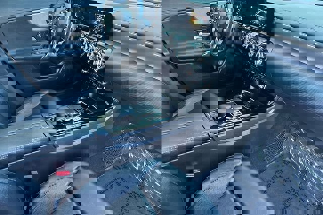 Used 2020 Mercedes-Benz CLA 250 image 17