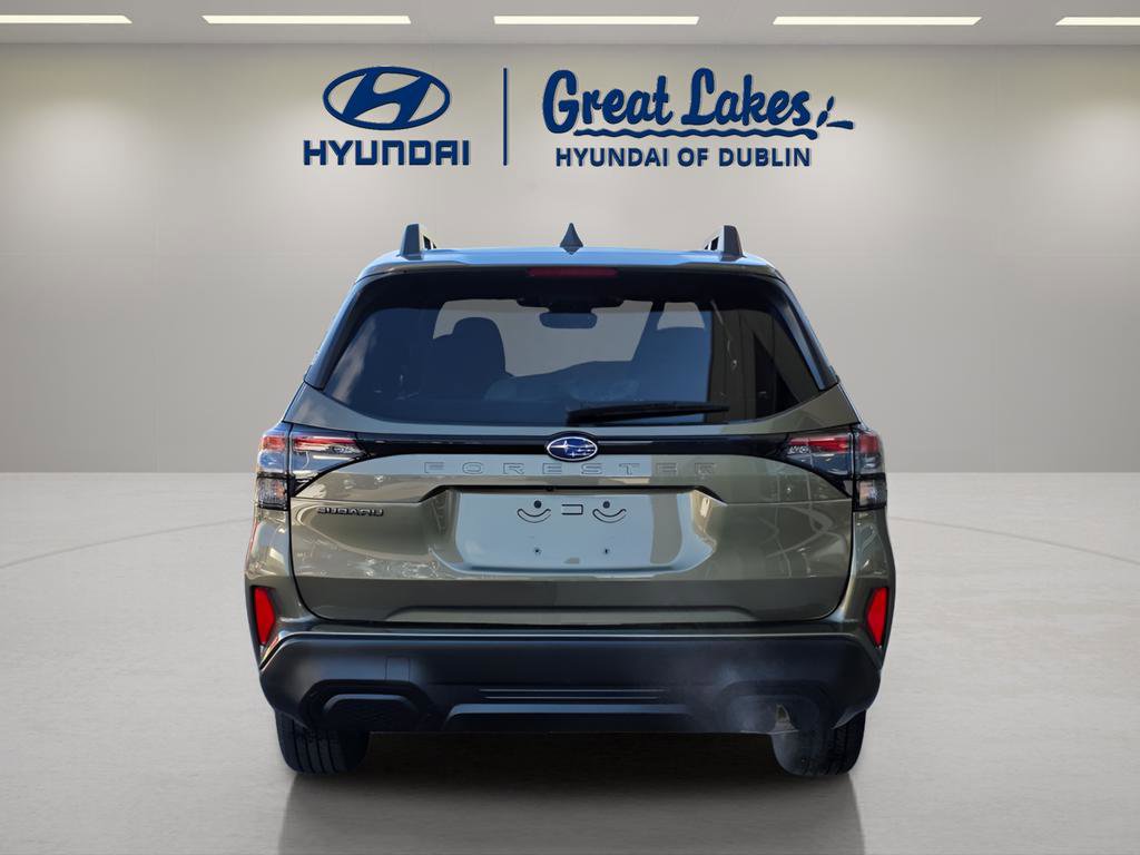 Used 2025 Subaru Forester Premium w/ Convenience Package #1 AWD/4WD image 4