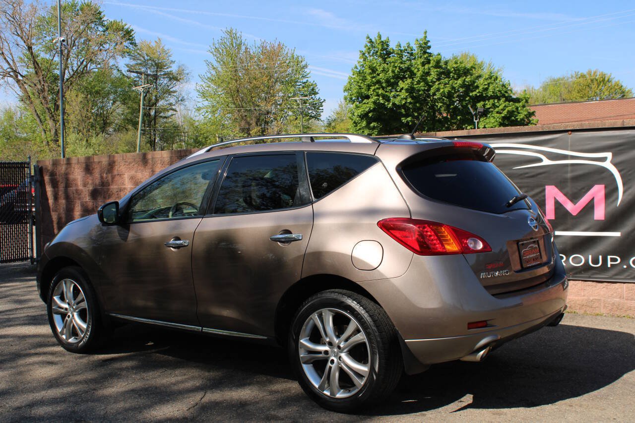 Used 2010 Nissan Murano LE w/ Navigation Pkg AWD/4WD image 3