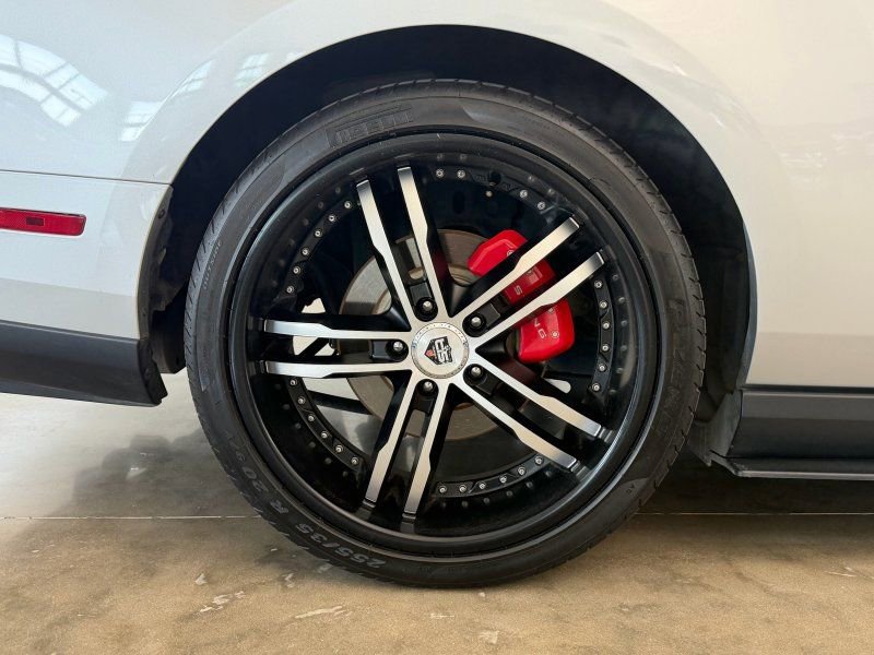 Used 2012 Ford Mustang Premium RWD image 9