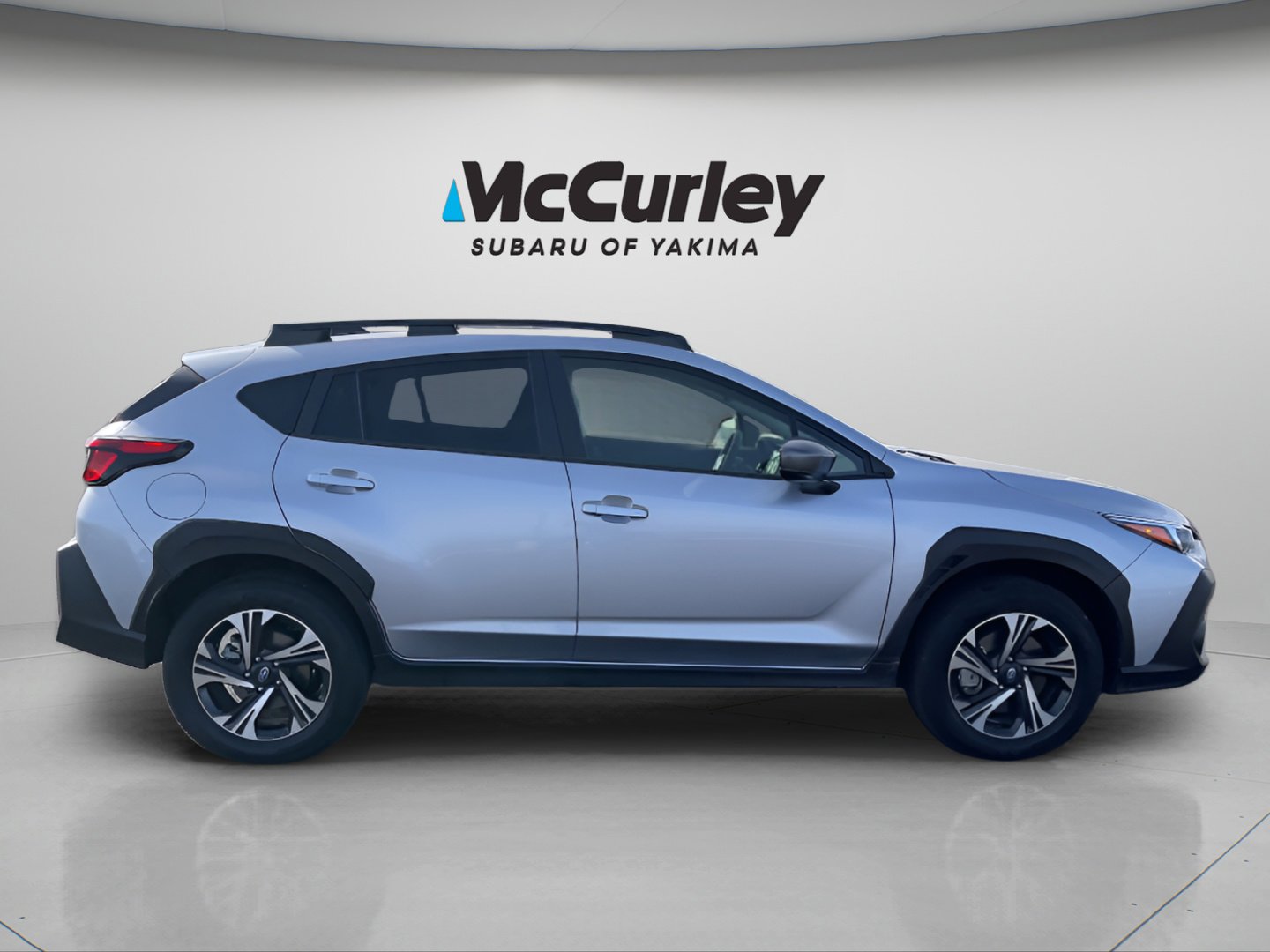 Used 2025 Subaru Crosstrek 2.0i Premium w/ Crosstrek Mirror Package image 6