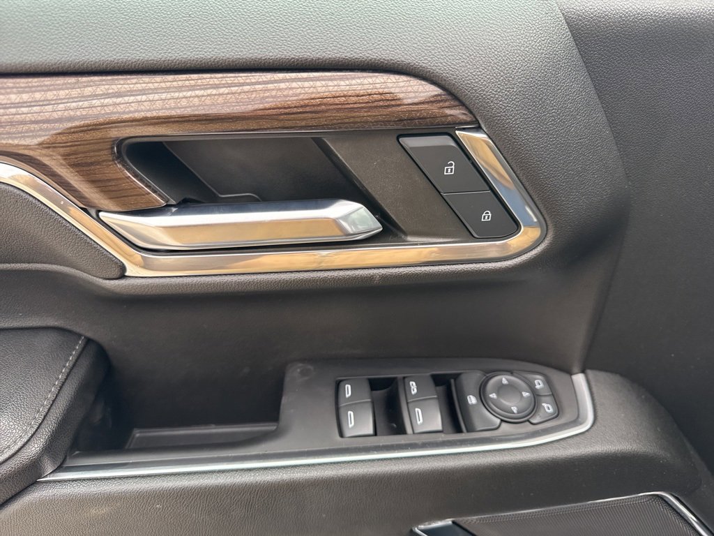 Used 2023 Chevrolet Silverado 1500 LT image 10