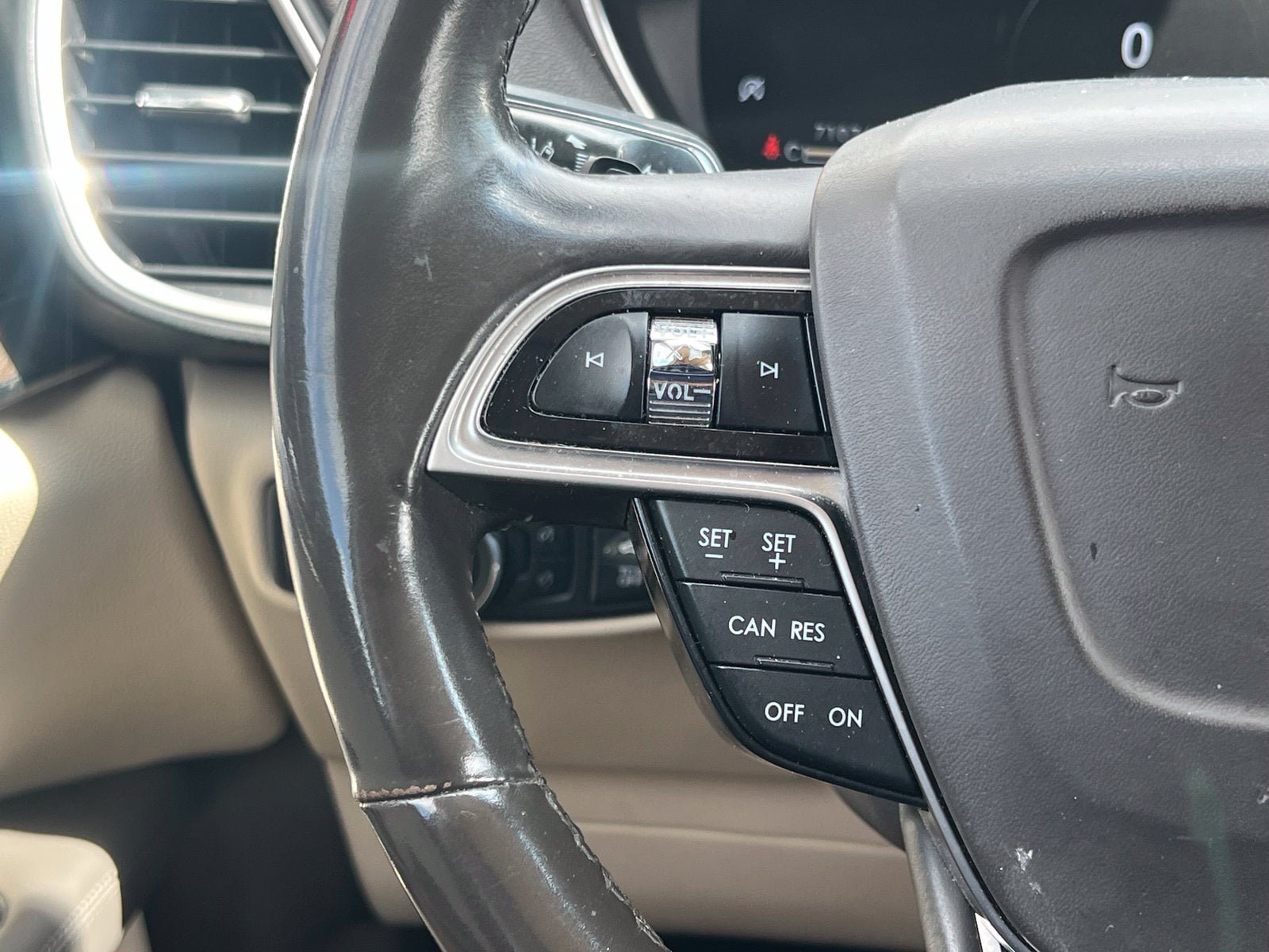 Used 2019 Lincoln Nautilus Reserve FWD image 29