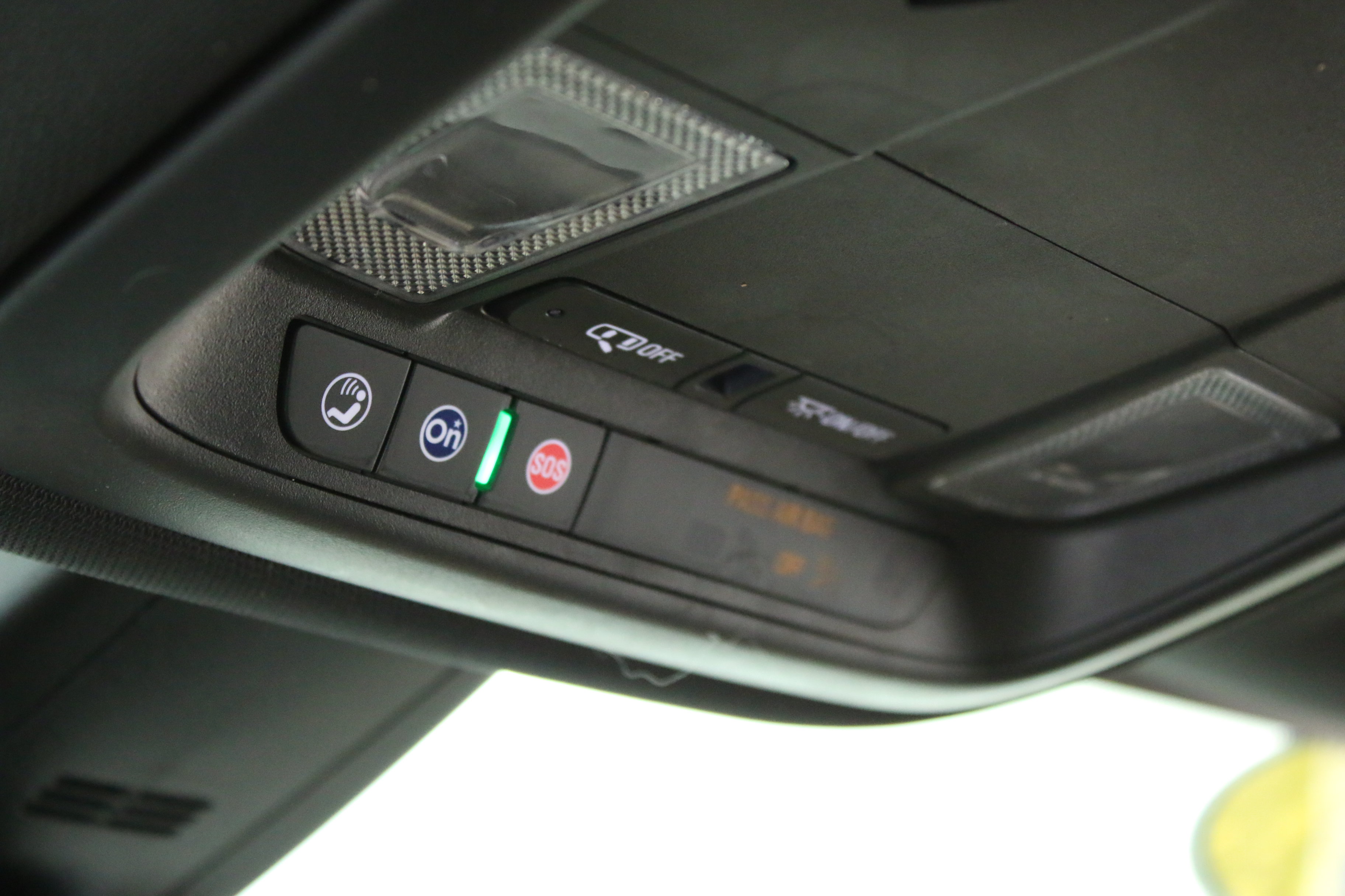 Used 2023 Chevrolet Traverse LS FWD image 22