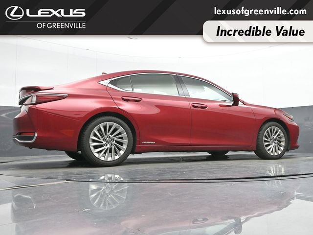 Used 2019 Lexus ES 300h w/ Accessory Package 2 FWD image 12