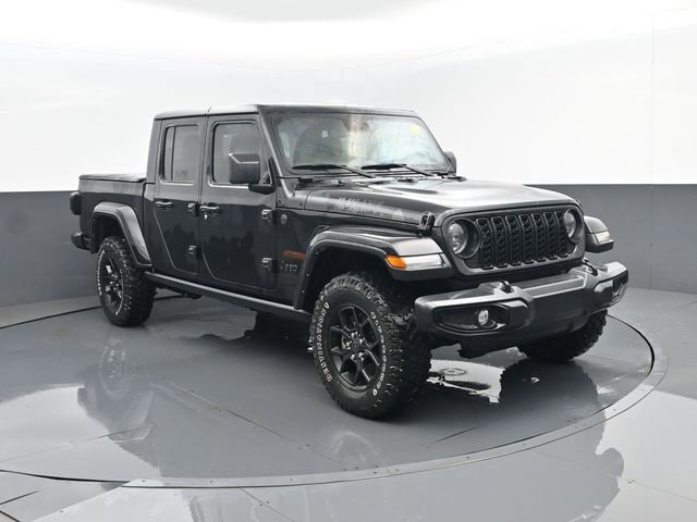 Used 2024 Jeep Gladiator Sport AWD/4WD image 3