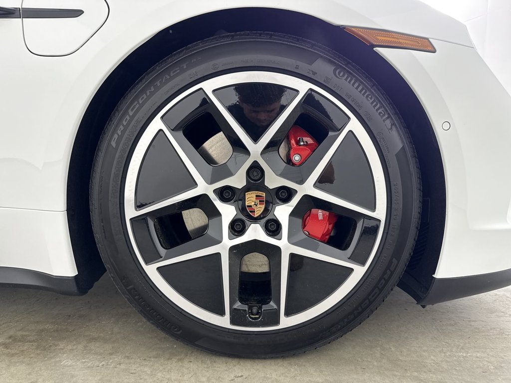 New 2026 Porsche Taycan 4S AWD/4WD image 15